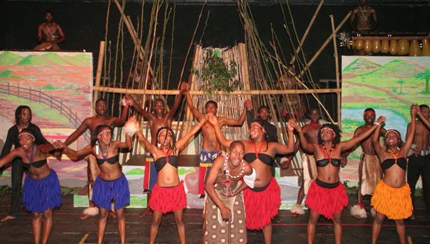 FOLKLORE BIZIAN 2013